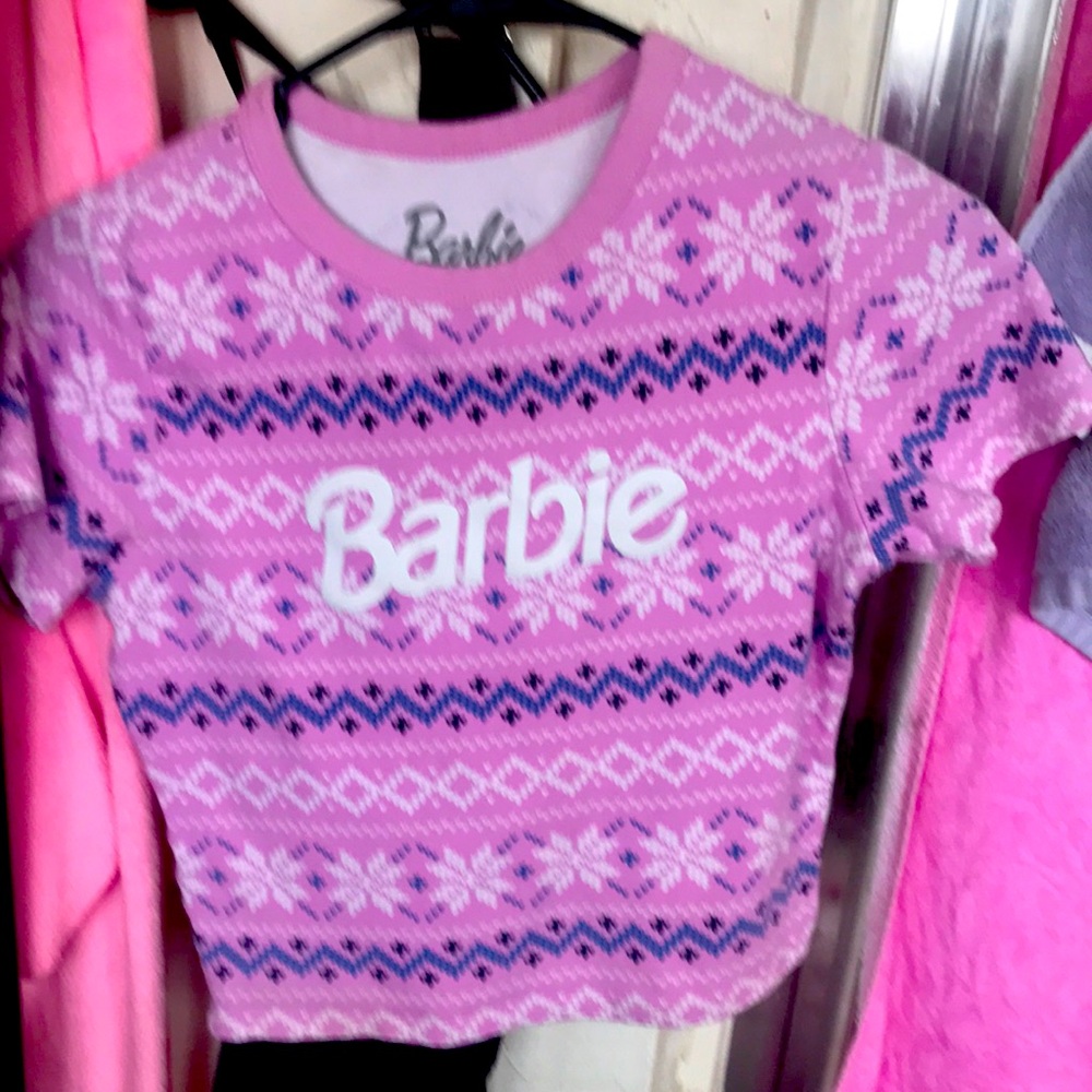 Brand new two-piece Barbie T-shirt and keychain